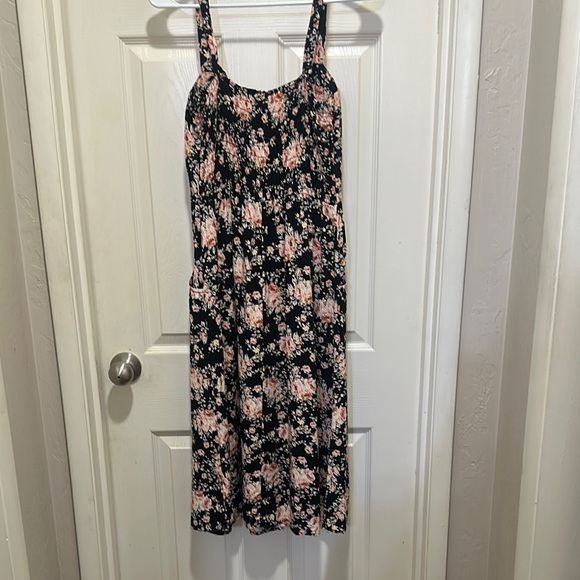 Black and Pink Sleeveless Spaghetti Strap Midi Sundress - Picture 2 of 10